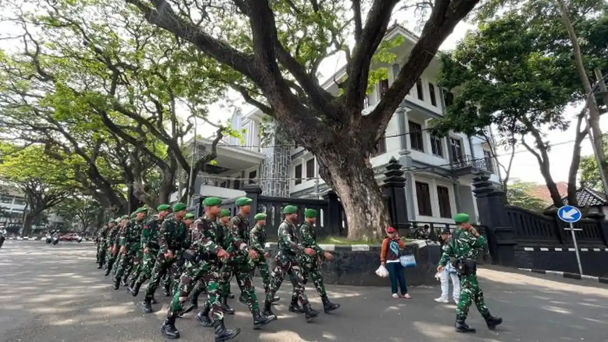 Suasana Terkini Balai Kota dan DPRD Kota Malang, Aparat Siaga Jelang Rencana Demo