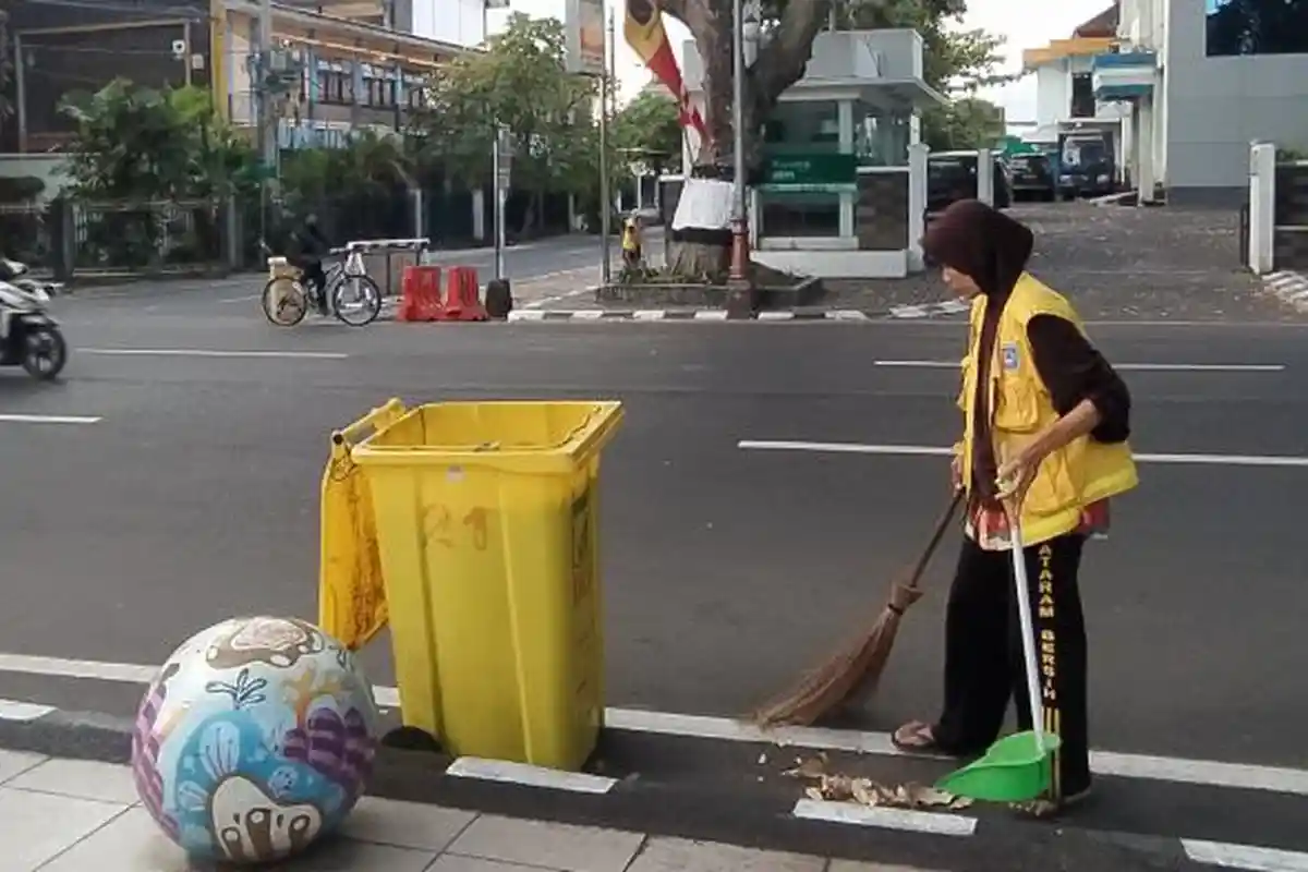Pemkot Mataram akan Menaikkan Tarif Retribusi Sampah