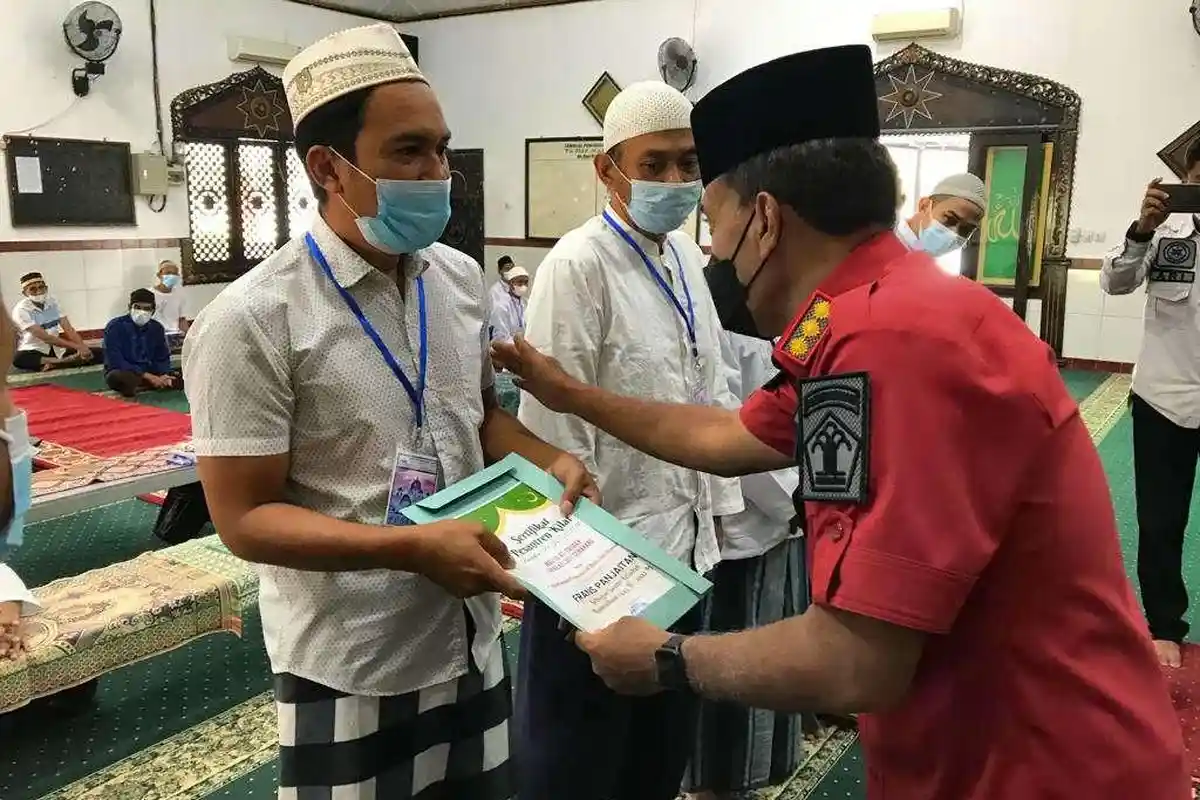 52 Narapidana Lapas Kedungpane Terima Pembebasan Bersyarat