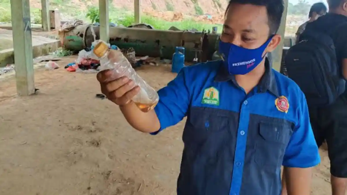 Tak Hanya Paving Block, DLH Aceh Tamiang juga Manfaatkan Sampah Plastik Menjadi BBM