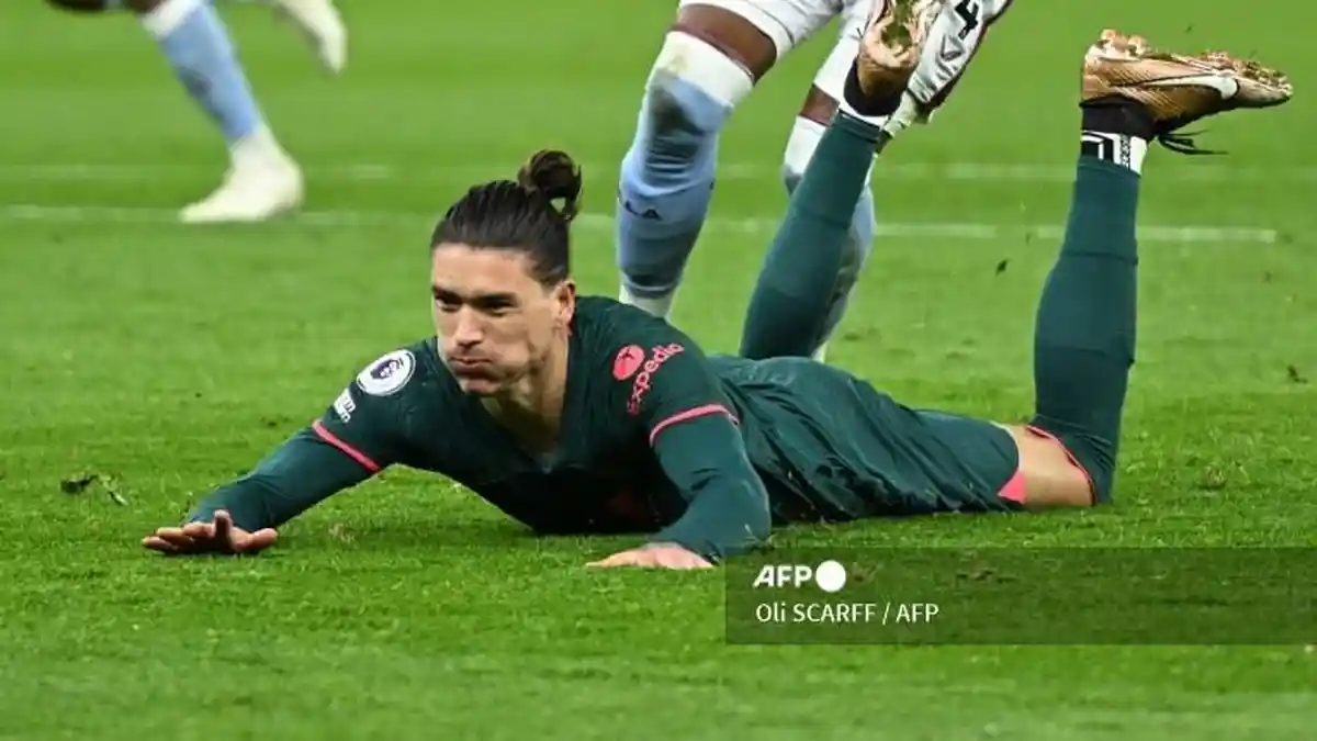 Sorotan Hasil Liga Inggris - Jurgen Klopp Ratapi Skill Menembak Darwin Nunez yang Makin Ampas