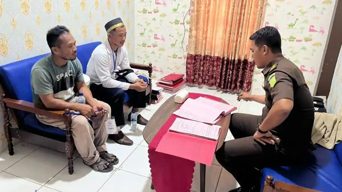 Jaksa Tuntut 1 Tahun Penjara Terhadap 2 Terdakwa Penambang Liar Lahan ...