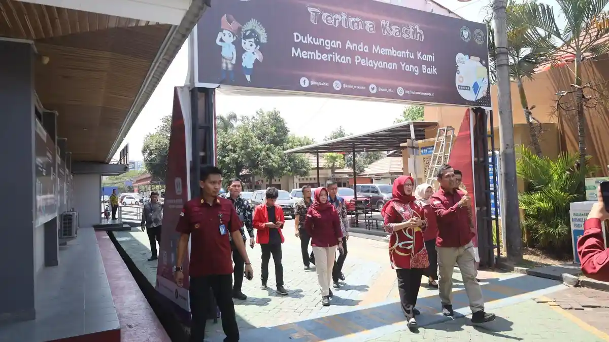 Berkunjung ke Imigrasi Makassar, Inspektur Wilayah I Puji Layanan Keimigrasian
