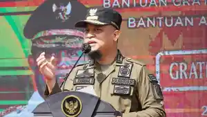 Gubernur-Sulsel-Andi-Sudirman-Sulaiman-izin-cuti-untuk-menunaikan-ibadah-haji.jpg