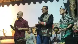 Andang-Wahyu-Triyanto-dan-Dian-Kristiandi.jpg