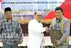wali-kota-kediri-abdullah-abu-bakar-terima-hasil-evaluasi-keuangan-bpk.jpg