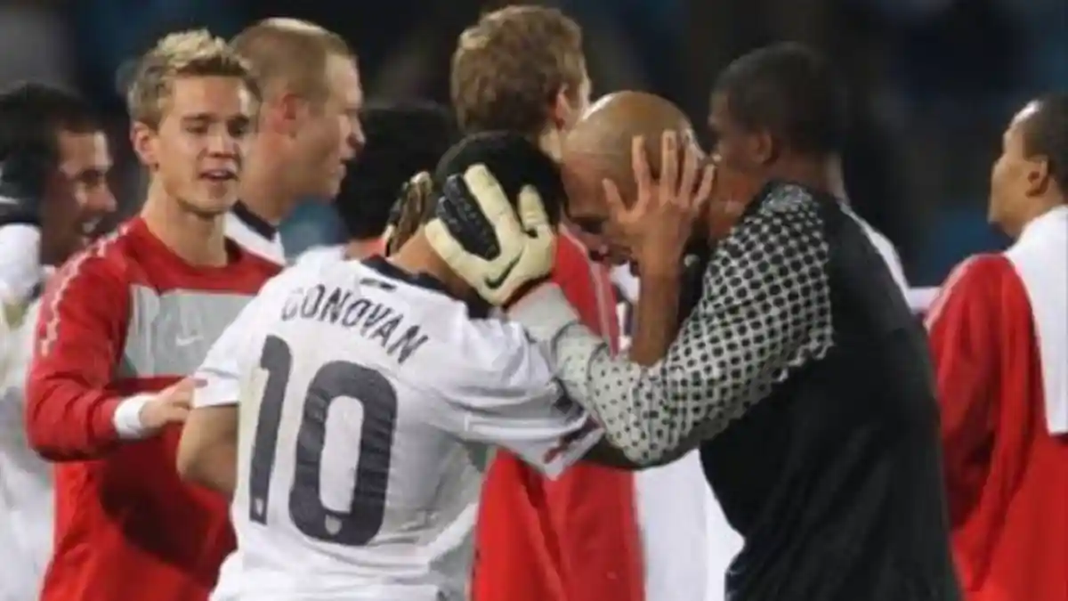 Tim Howard Bangga Bisa Bermain Bersama Landon Donovan