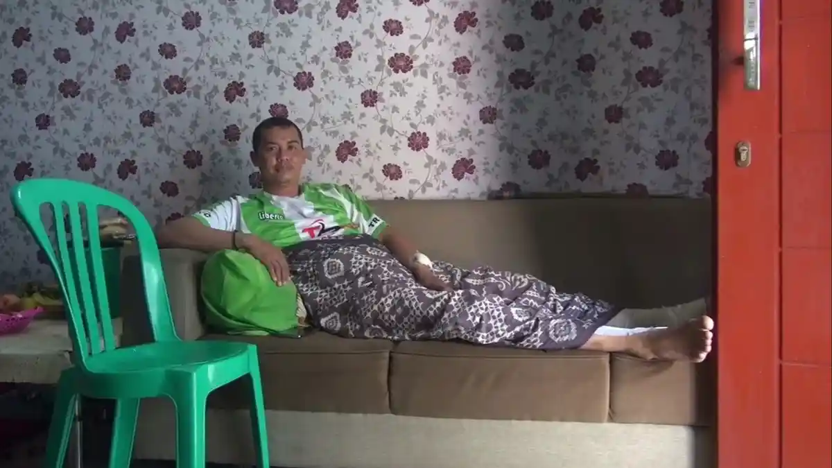 Satpam di Cilincing Tersambar Petir, Badan Kaku dan Sempat Pasrah: Hidup Mati Saya Ikhlas