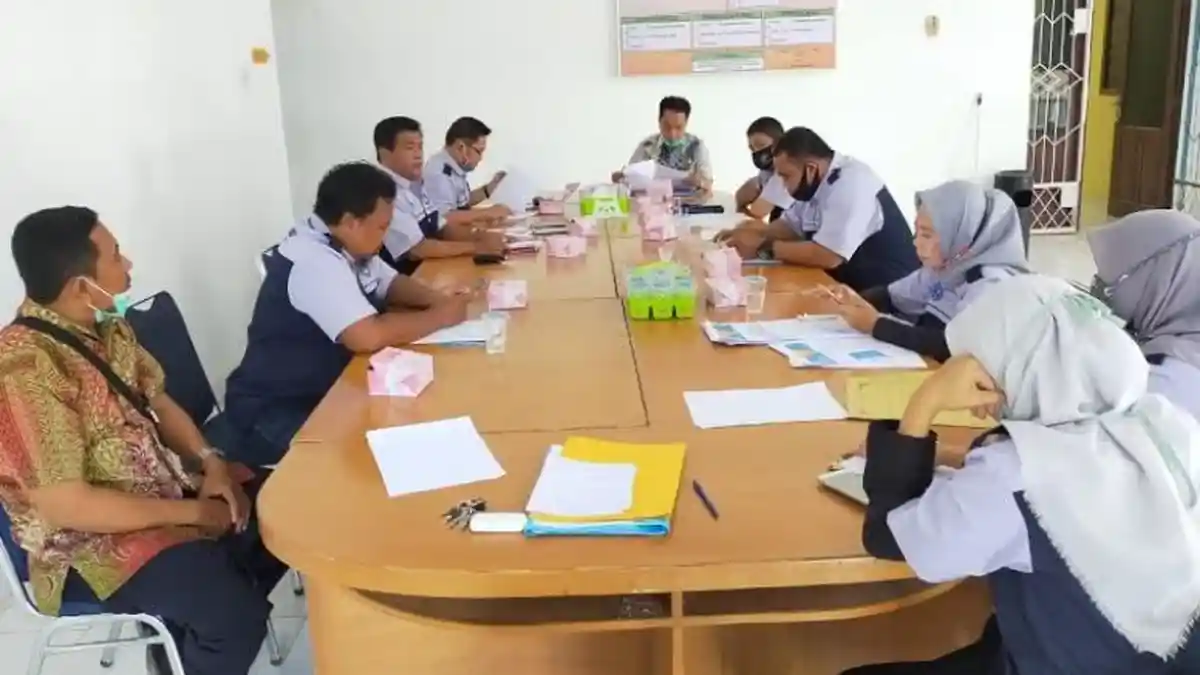 UMK OKU Timur Tahun 2021 Diusulkan Naik 3,33 Persen Jadi Rp3.218.655 