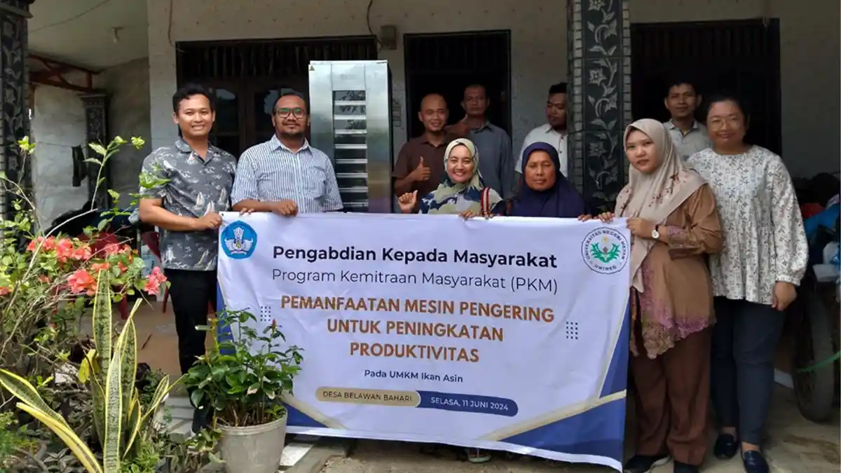 Dukung UMKM, Dosen UNIMED Medan Berikan Mesin Pengering