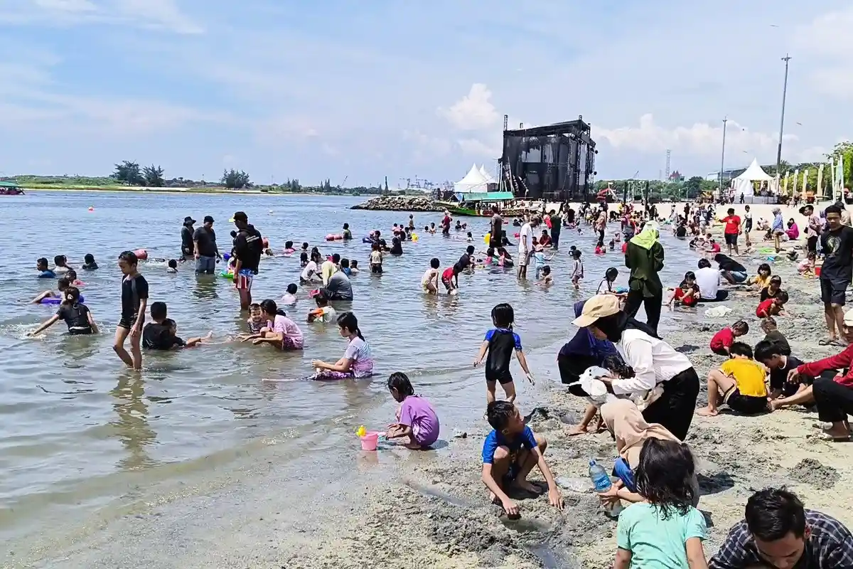 Awal Libur Akhir Tahun 2024, Ancol Taman Impian Dikunjungi Nyaris 100 Ribu Wisatawan