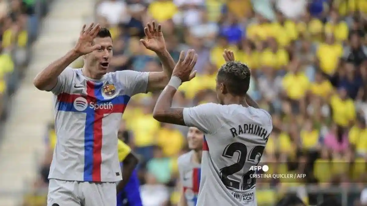 Raphinha Mau Dijual Malah Jadi Bintang Kemenangan Barcelona, Blaugrana Pesta 7 Gol,Penguasa Klasemen