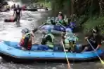 Susur Sungai Cikapundung Memperingati Hari Air Sedunia 2017