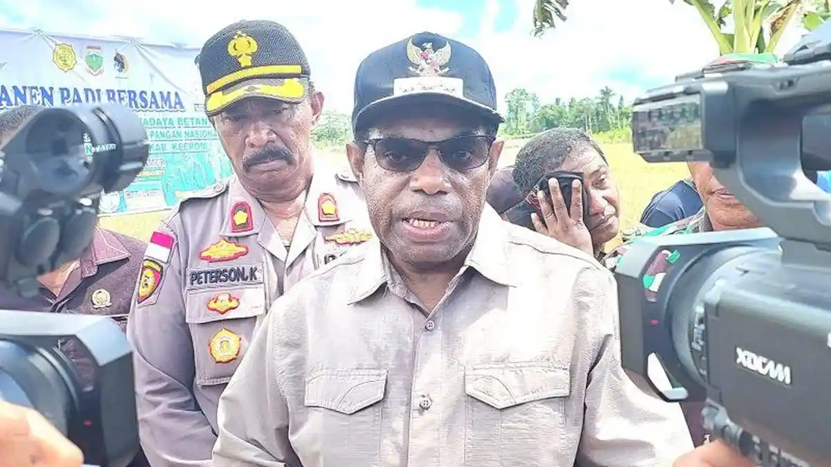 Miras Dilarang Beredar di Keerom, Bupati Gusbager: Ada Perdanya!