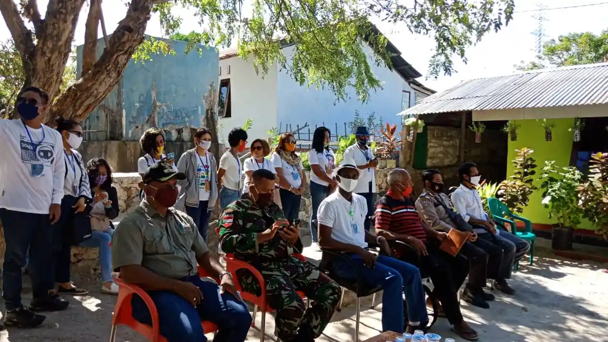 Global Care Impact Bantu Air Bersih Warga Desa Nitneo, Kupang Barat