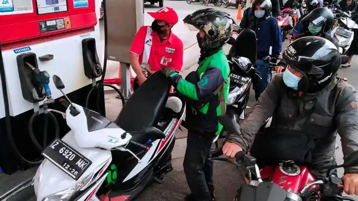 Daftar Harga BBM Hari Ini 7 Mei 2026 di SPBU Pertamina Se-Indonesia, Dexlite Tembus Rp 27 Ribu