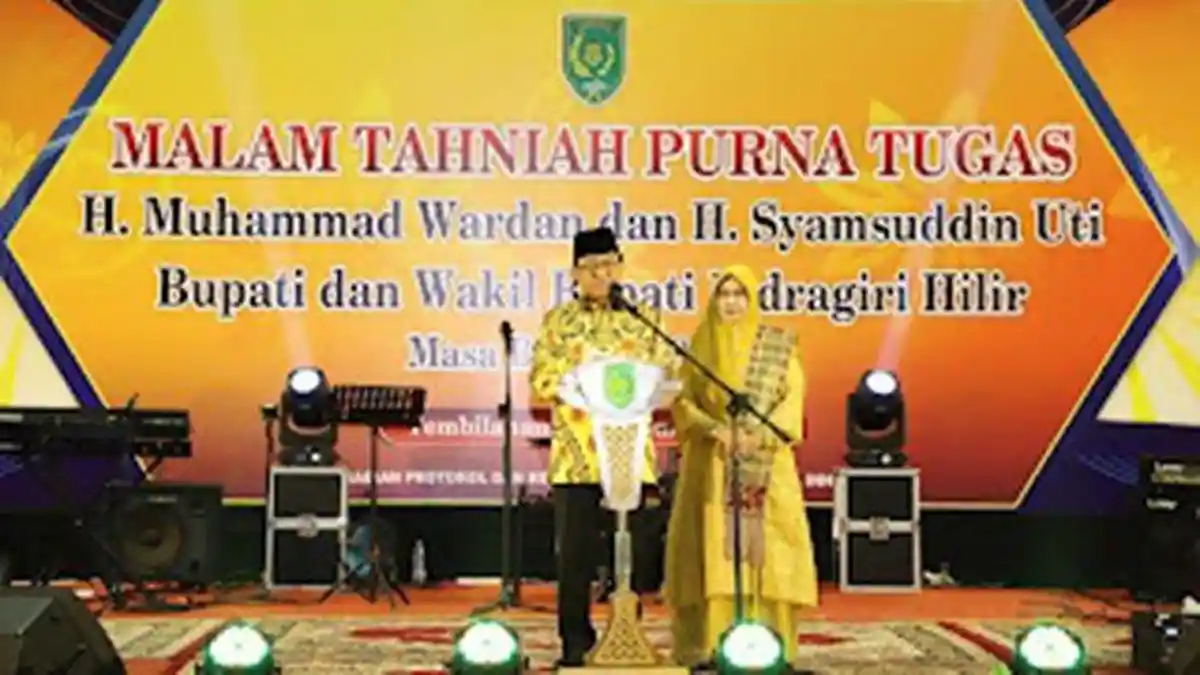 Herman Resmi Jabat Pj Bupati Inhil, Warga Lepas Wardan dengan Haru