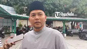Wali-Kota-Solo-Respati-Ardi-di-sela-menemani-kunjungan-kerja.jpg