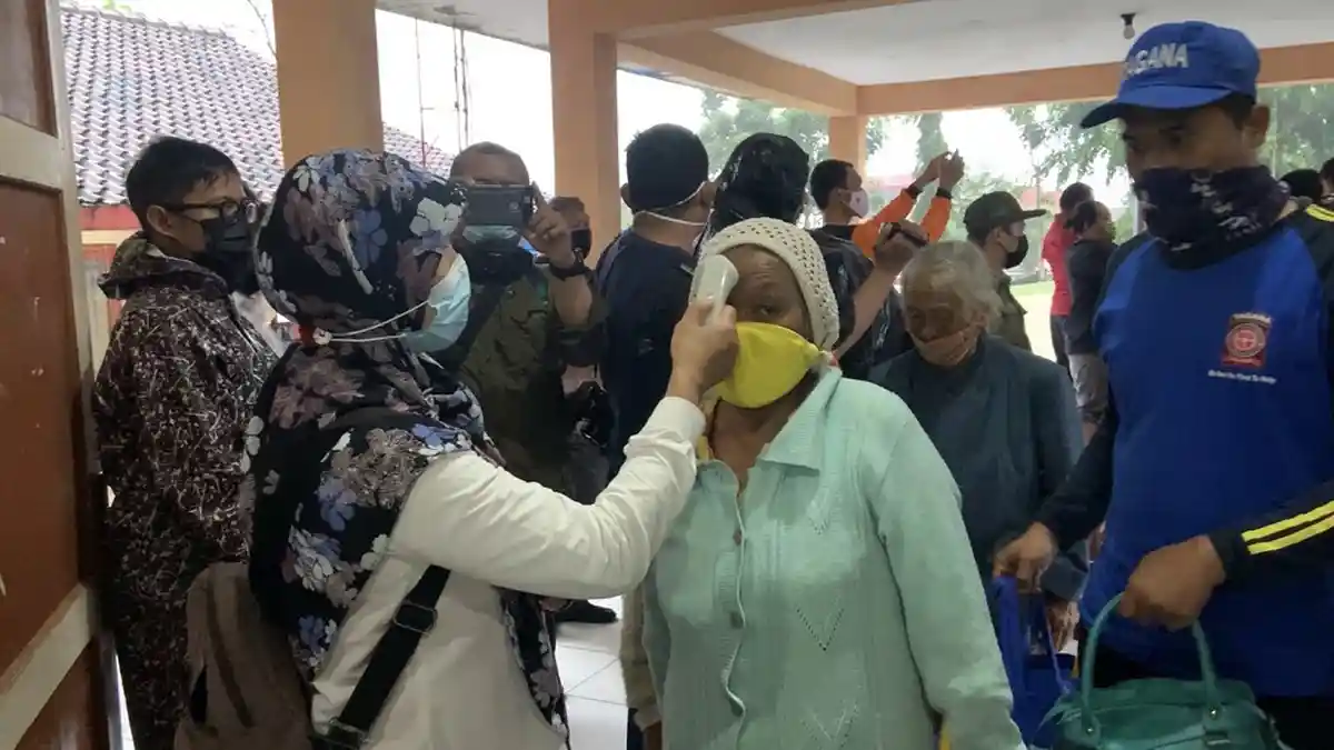 ERUPSI Gunung Merapi : 140 Pengungsi Bertahan di Barak Pengungsian di DI Yogyakarta