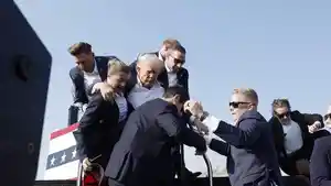 Donald-Trump-tertembak.jpg