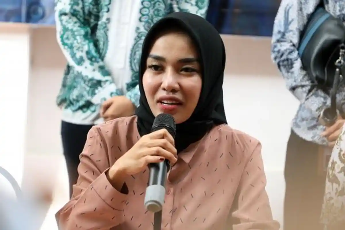 Masih Ingat Medina Zein? Kini Banjir Hujatan dari Warganet, Soal Komentar Rachel Vennya di Instagram