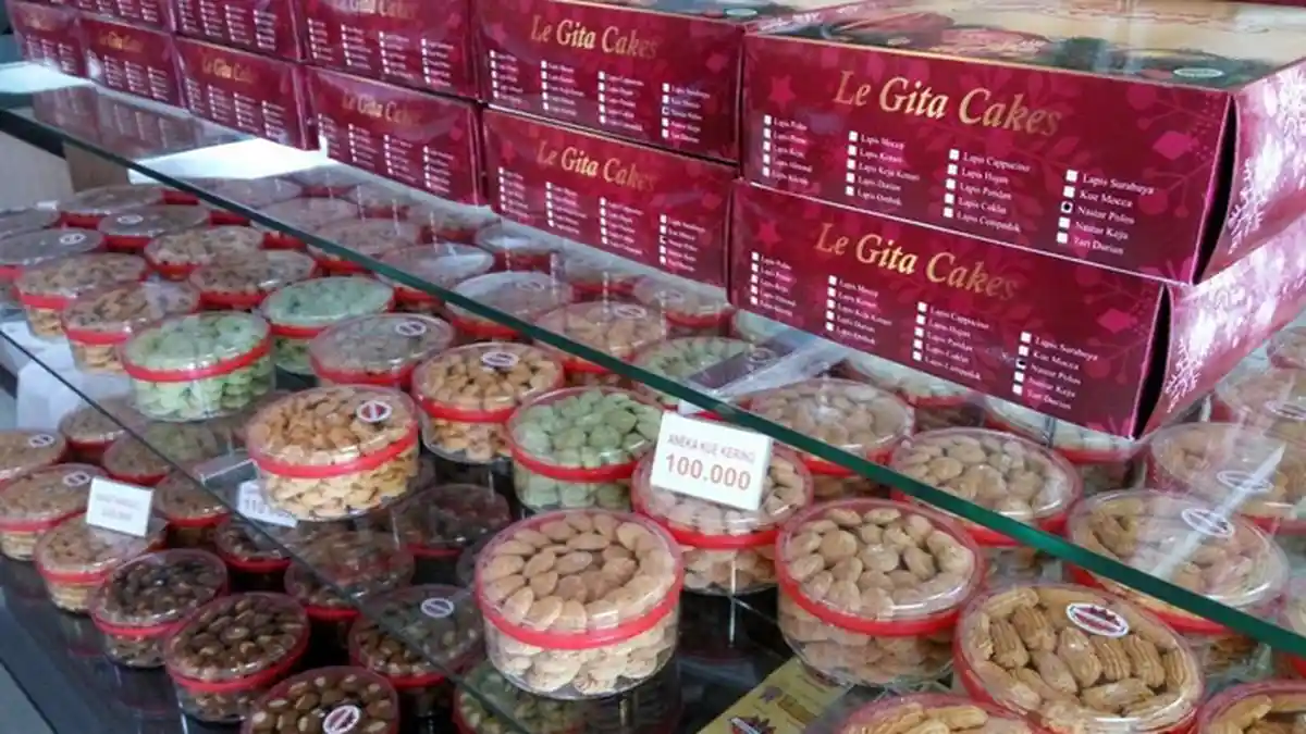 Gimana Ceritanya Ya Kalau Kue Lebaran Dihabisin Adik