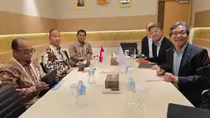 Bertemu3-prinsipal-Jepang.jpg