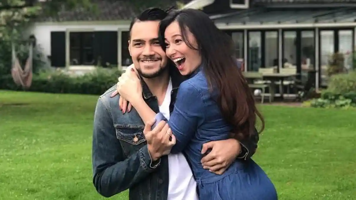 7 Artis Cantik Ini Pernah Tak Akur dengan Ibunya, Hingga Bikin Artis ini Putuskan Pindah Agama
