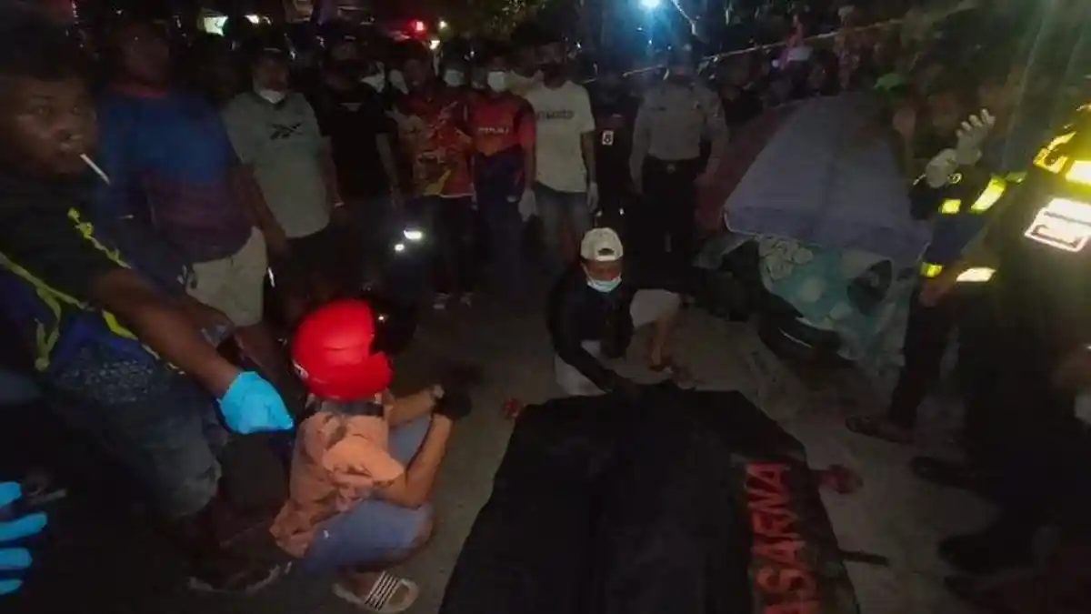 Pemuda Ditemukan Tewas Bersimbah Darah di Jalan, Ada Luka Tusukan, Ini Kesaksian Teman Korban