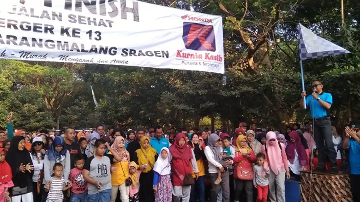 Wakil Bupati Sragen Lepas Ribuan Peserta Jalan Sehat PD BPR BKK Karangmalang