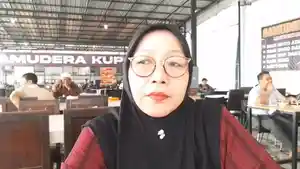 Laporkan-Teti-Mariani-Lubis-60-melaporkan-seorang-oknum.jpg