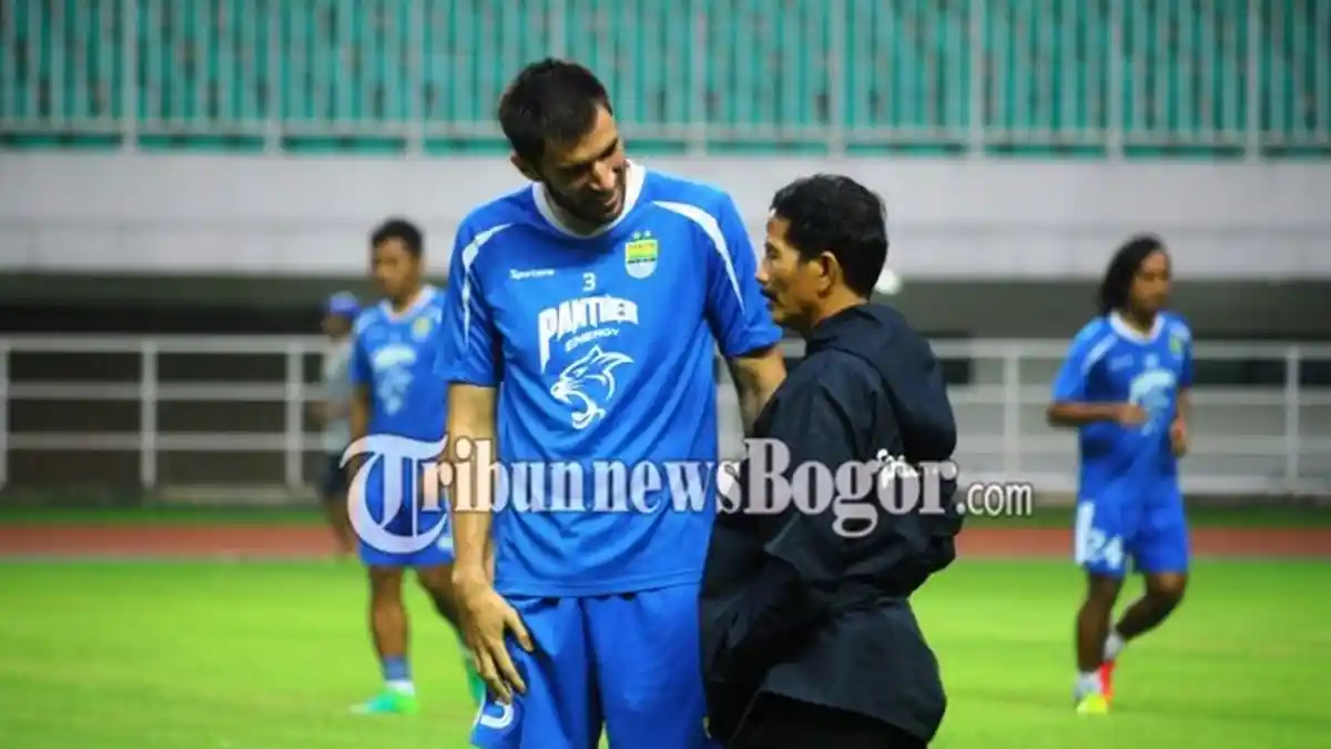 Soal Lini Depan Persib Bandung, Begini Kata Djadjang Nurdjaman
