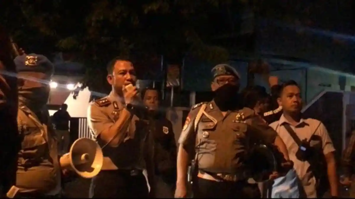 Driver Ojol dan Debt Collector Kembali Memanas, Kapolres Sleman Minta Massa Bubarkan Diri