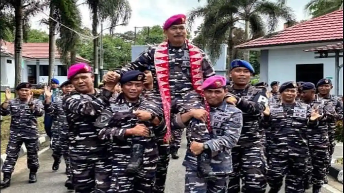 Putra Asli Tanjung Pandan, Kolonel Marinir Yulindo Resmi Jabat Danlanal ...