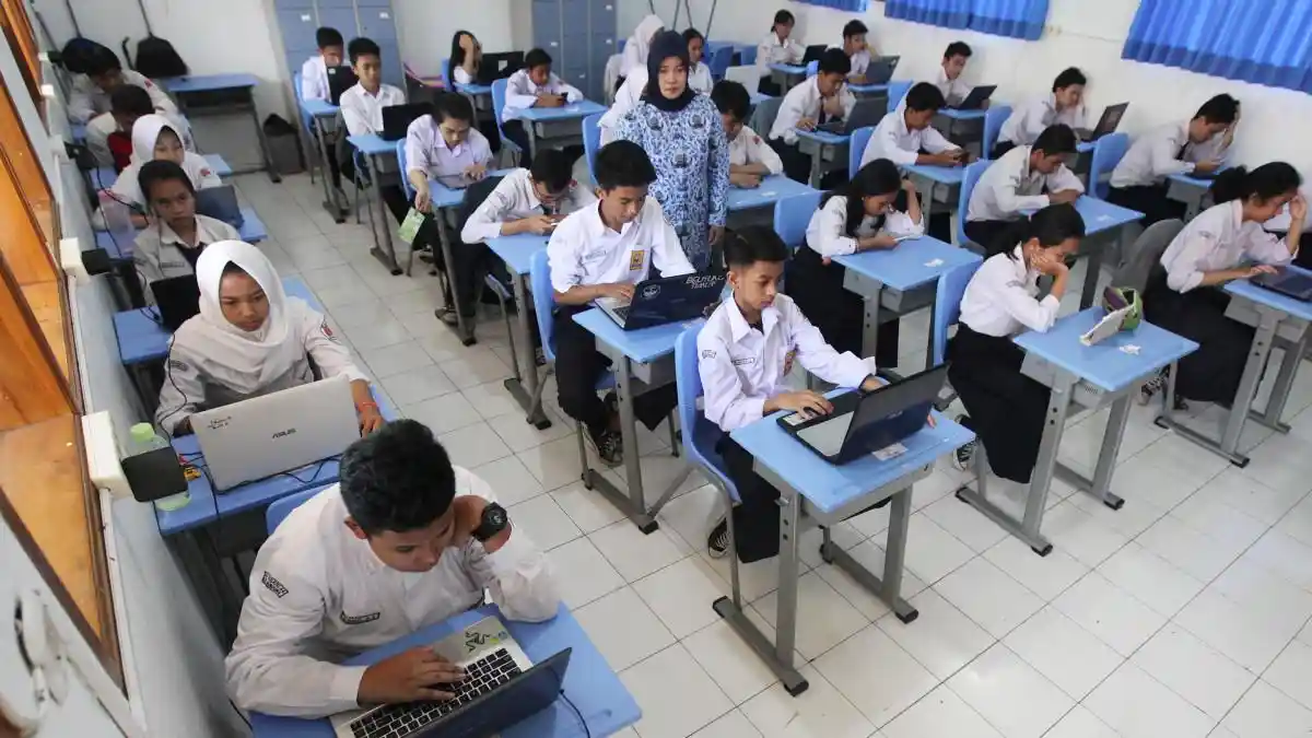 Jawaban Bahasa Inggris Kelas 8 Halaman 190 Kurikulum Merdeka: What Happened During The Flood
