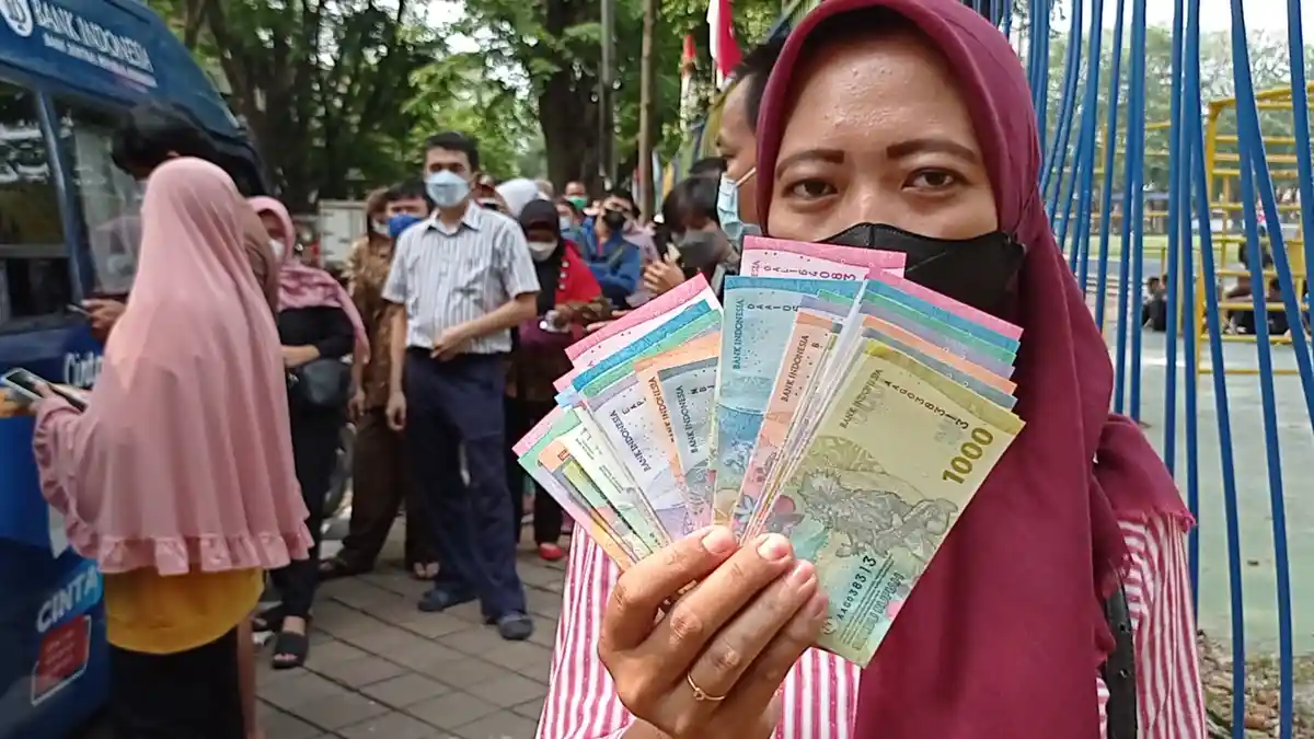 Uang Beredar di Masyarakat Per Oktober Sebanyak Rp 8.222,2 Triliun