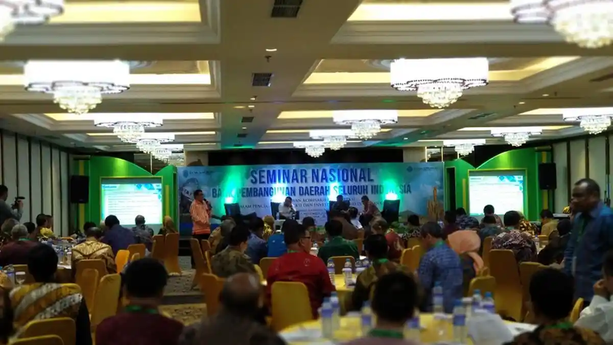 Dorong BPD Jadi Penopang Perekonomian, Midji Minta BPD Bersaing dan Bersinergi dengan Pemda