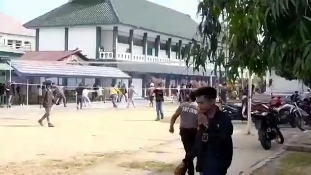 Kotak Suara Diamankan Polres Usai Pemilihan Dema IAIN Palopo Ricuh