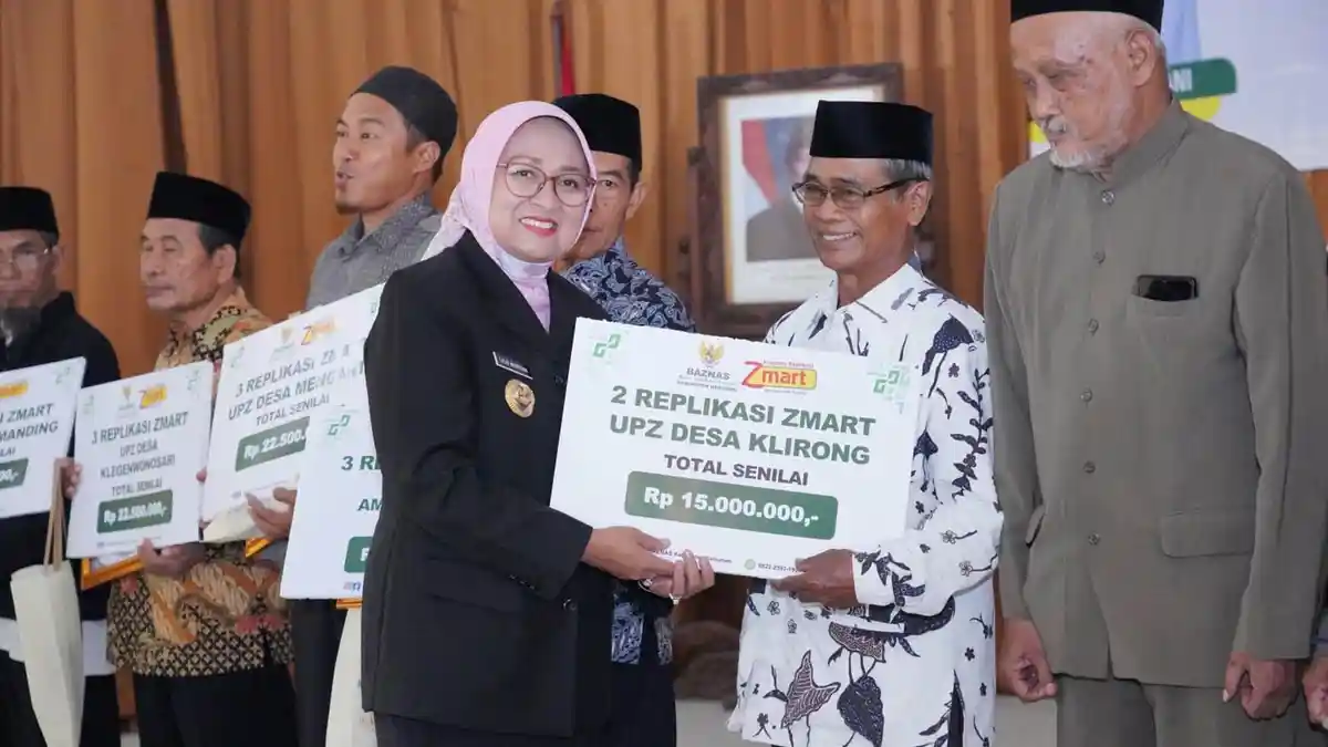 Bupati Lilis Beri 5 Penghargaan UPZ Pengumpul ZIS di Setda Kebumen