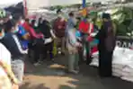 Bantuan Beras PPKM Untuk Warga Terdampak
