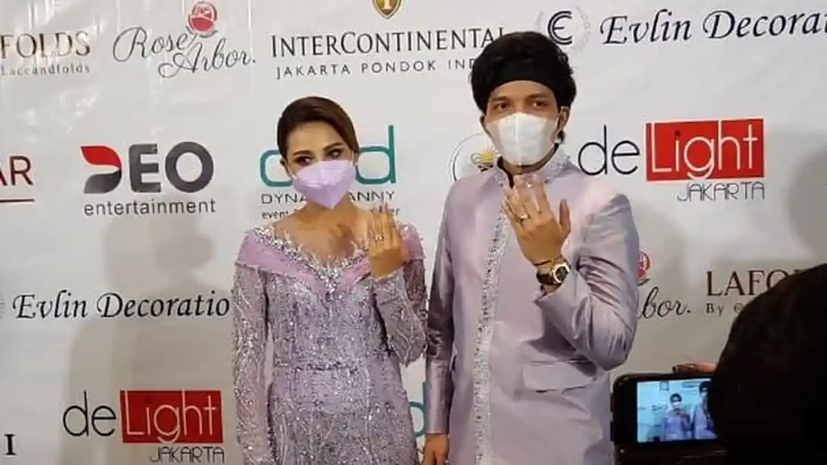 POPULER Potret Krisdayanti, Anang, & Ashanty saat Dampingi Aurel Hermansyah di Momen Lamaran, 'Adem'