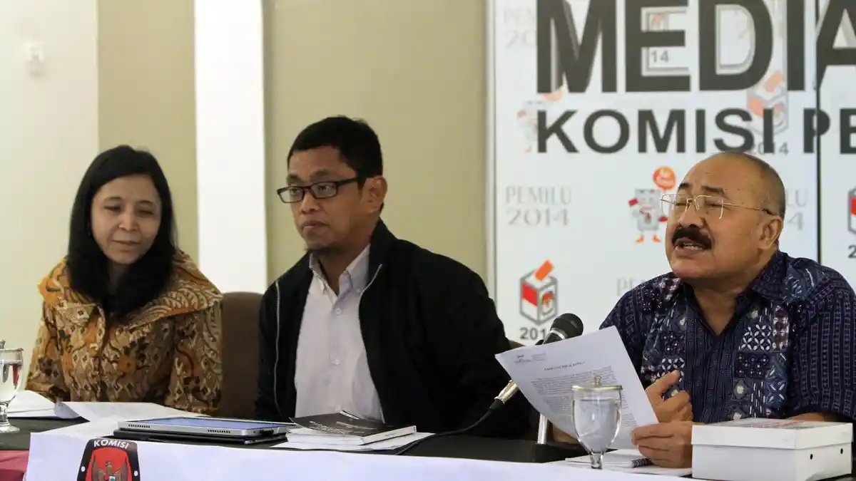 Eks Ketua KPU: Secara Substansi KPU Berhak Buka Kotak Suara