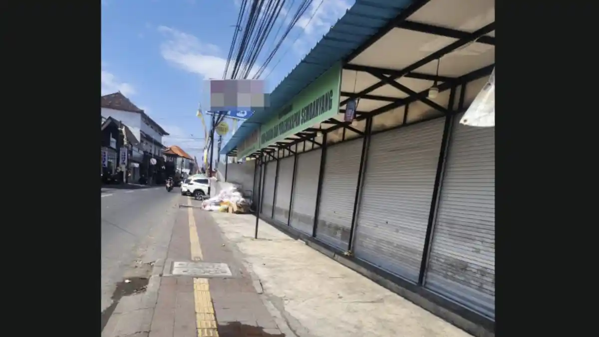 Viral Copet Berhelm Satroni Pasar Buah Pedungan Bali, Polsek Densel Turunkan Tim Selidiki TKP - Tribun-bali.com