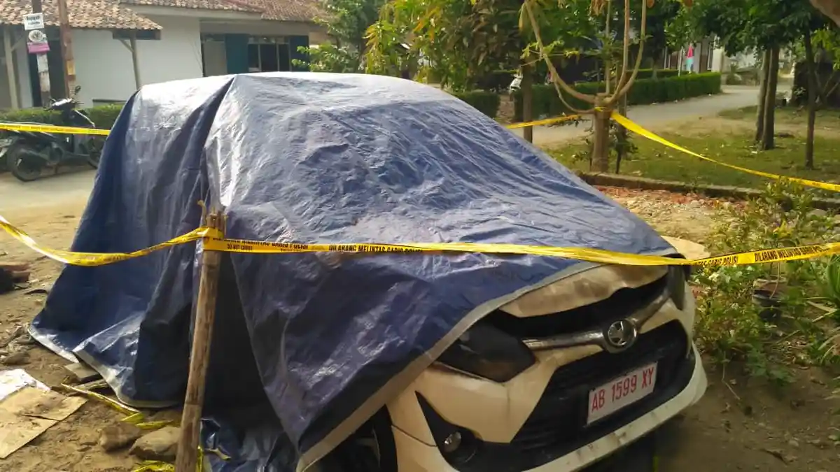 Inilah Cerita Mirda Pemilik Mobil Agya Putih yang Terbakar di Pekalongan: Ada yang Aneh. . .
