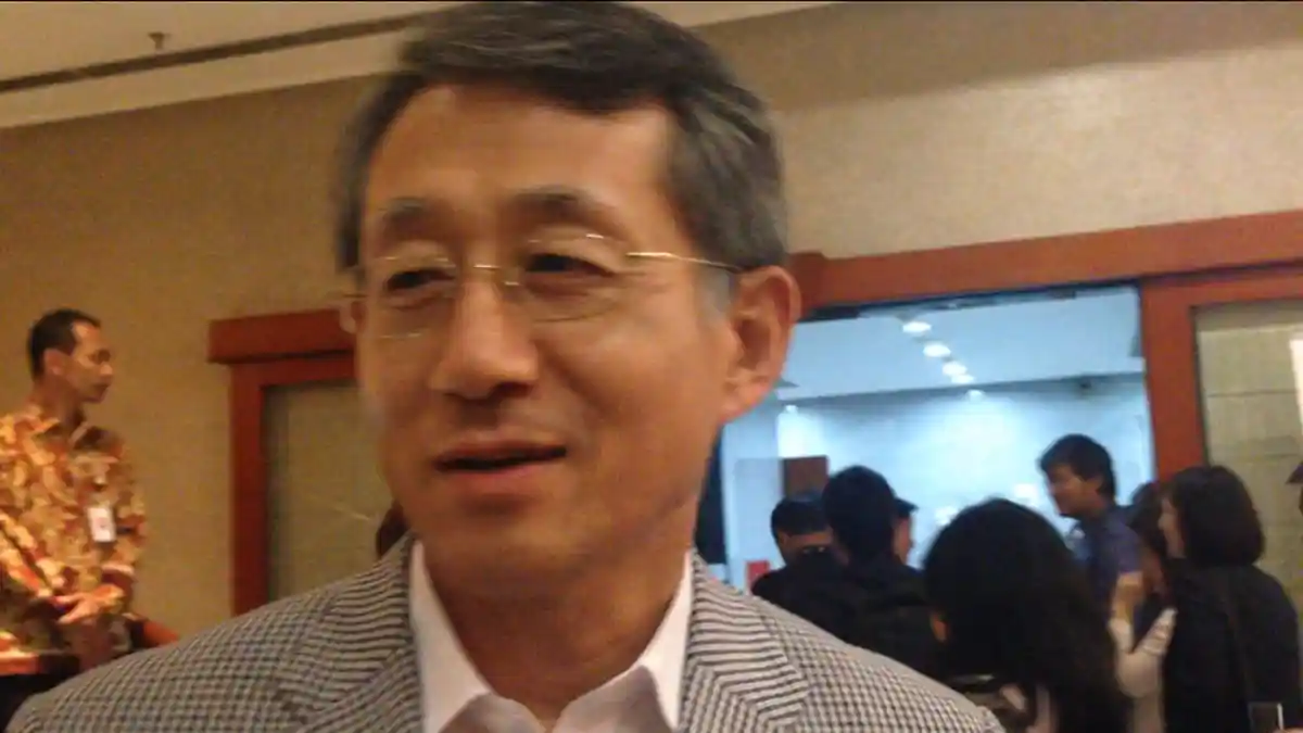 Duta Besar Korea Selatan Terpesona Kolaborasi Sri Hanuraga Trio dan Dira Sugandi