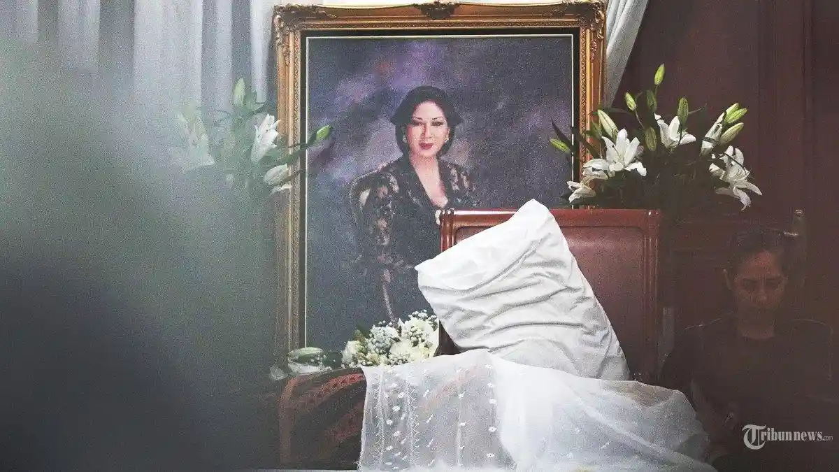 "Saya Berada di Dunia Ini Berkat Eyang", Anak Artis Kenang Jasa Titiek Puspa Comblangkan Orangtuanya