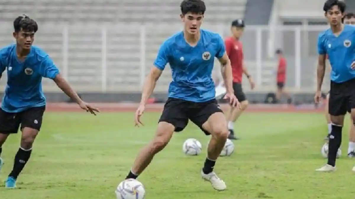 Aksi Heroik Elkan Baggott, Cedera Usai Selamatkan Blunder Pemain Timnas, Kini Dirawat Ipswich Town