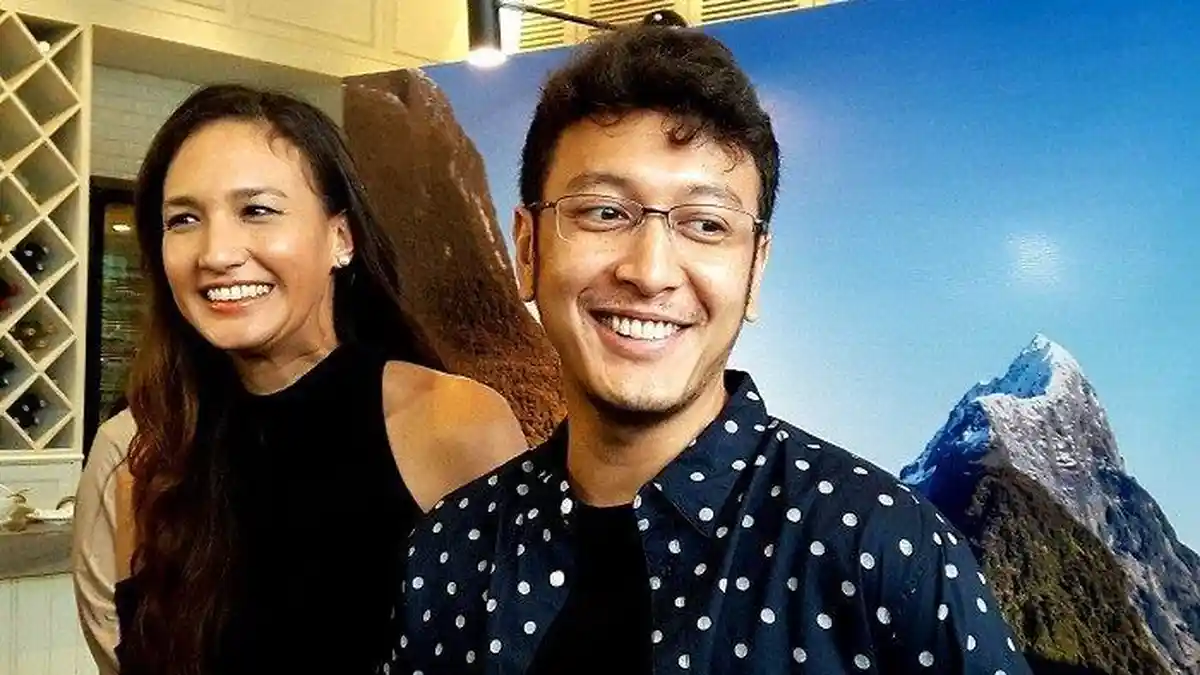 Nadine Chandrawinata dan Dimas Anggara Berharap Anaknya Perempuan, dan Menjadi Kenyataan