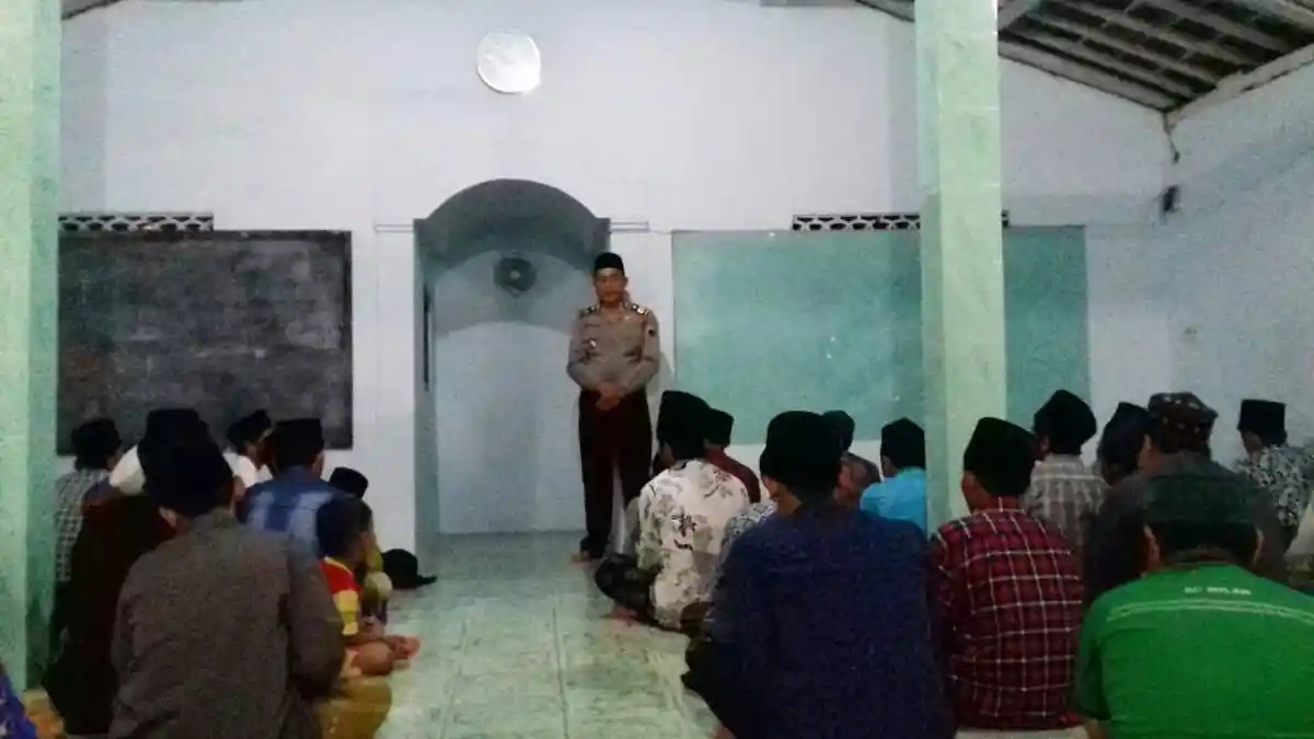 Inilah Pesan Kapolsek Sulang Saat Safari Ramadhan di Ponpes Al Barkah