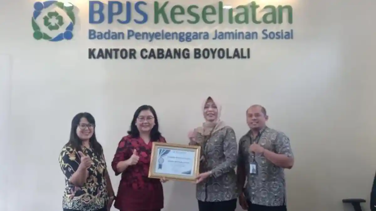 Laboratorium Prodia Menerima Piagam Penghargaan Program Donasi Crowdfunding dari BPJS Kesehatan